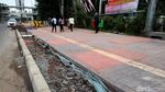 Jalur Pedestrian di Depan Kampus Trisakti Grogol Dilebarkan