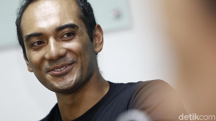 Ario Bayu saat mempromosikan film terbarunya 5 Cowok Jagoan