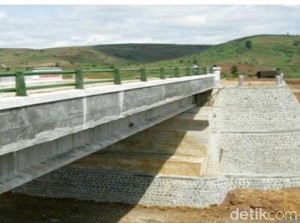 Pemkab Blitar Realisasikan Reboisasi Pengganti Jalur Pansela