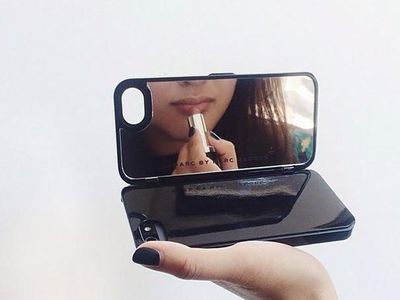 Deretan Casing Ponsel Keren yang Tak Terpikirkan