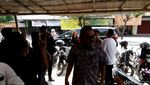 Potret Jumpa Pers Keluarga Besan Jokowi: Terima Kasih Solo!