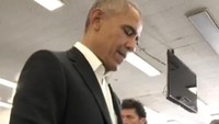 Hanya saja, Obama rupanya ‘tidak terpilih’ untuk menjadi juri di hari itu. 