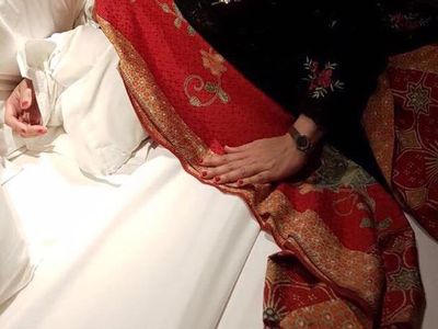 Manglingi! Penampilan Sri Mulyani di Resepsi Putri Jokowi