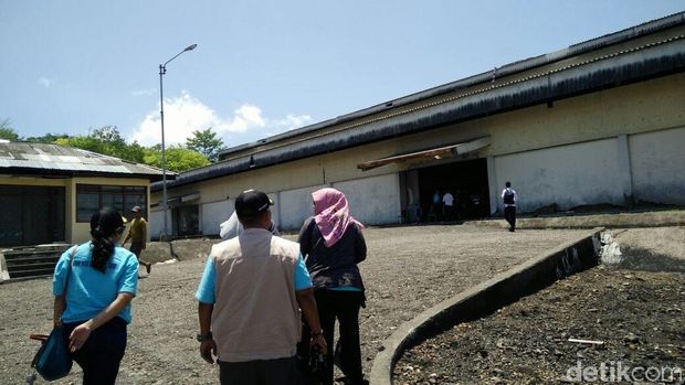 Gudang garam beralih fungsi jadi penyimpanan bonggol jagung