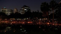 Festival ini dilaksanakan pada saat bulan ke 12 pada kelender tradisional Thailand. Biasanya perayaan ini dilaksanakan pada bulan November (Reuters)