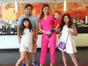 Cara Nadia Mulya Mengatur Pemakaian Gadget Buah Hatinya