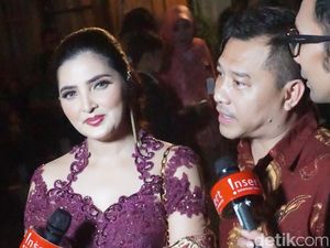 Dadakan Pilih Baju, Ashanty Tetap Cantik Berkebaya di Resepsi Kahiyang
