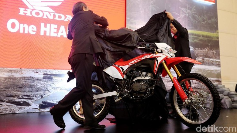 Honda CRF150L (Foto: Ari Saputra) Honda CRF150L (Foto: Ari Saputra)