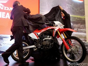 Honda Harap Jokowi Mau Cicipi Motor Trail Mereka Sesekali