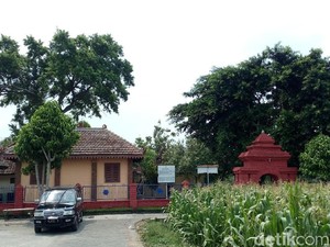 Petilasan Ratu Majapahit Banyak Dikunjungi Pengusaha Hingga Pejabat