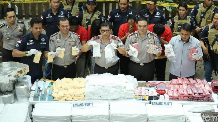 Jaringan Obat Keras di Surabaya Diringkus, Begini Kronologinya