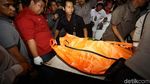 Jasad dr Letty Dibawa ke RS Polri