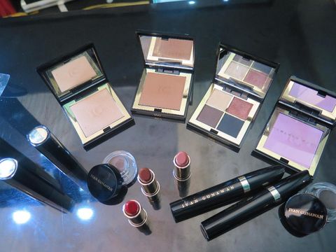 ivan gunawan rilis makeup ada lipstik hingga highlighter ivan gunawan rilis makeup ada lipstik hingga highlighter