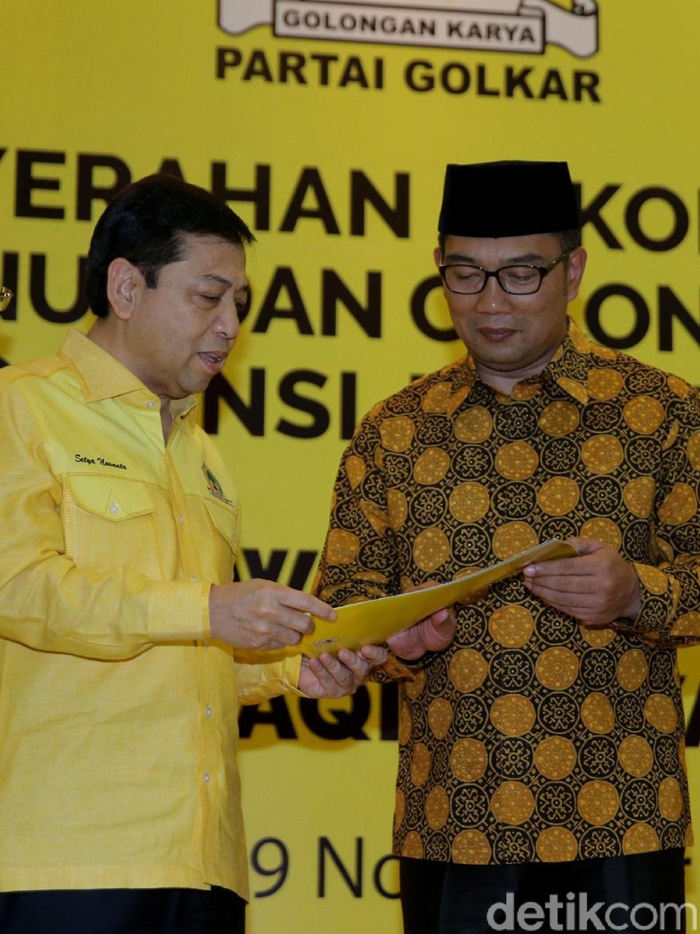 Melihat Lagi Kemesraan Novanto Ridwan  Kamil  vs Airlangga 