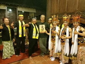 Pembangunan Infrastruktur Di Puncak Ijen Diprotes Butet Kertaradjasa