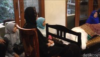 Jenazah dr Letty Sultri (46) telah dibawa dari RS Polri ke rumah duka di wilayah Rawamangun, Jakarta Timur.
