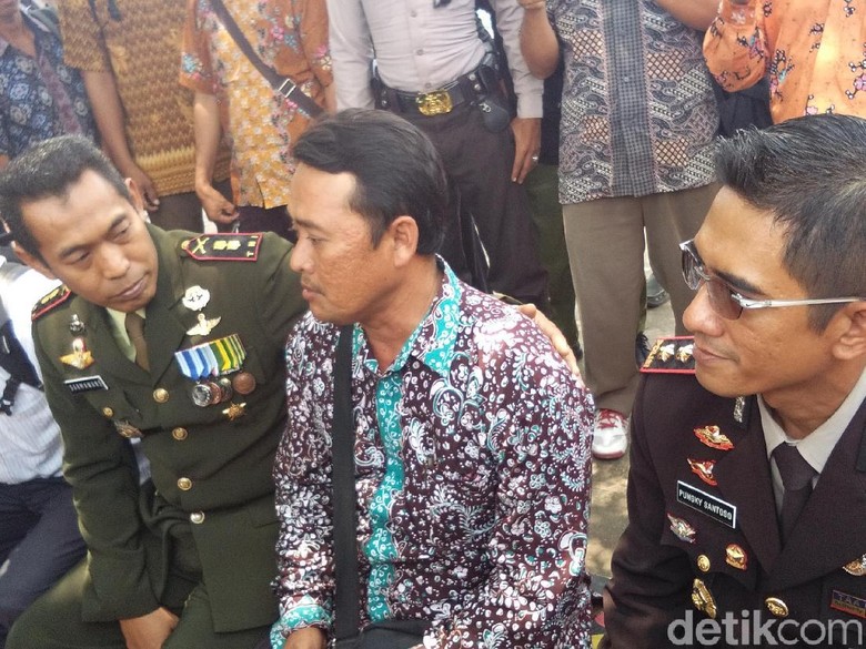 Merasa Disepelekan, Dandim Rembang Tempeleng Kades Saat Rakor Merasa Disepelekan, Dandim Rembang Tempeleng Kades Saat Rakor