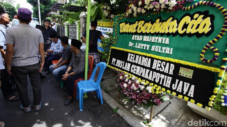 Kerabat Pernah Lihat Luka Lebam di Badan dr Letty Kerabat Pernah Lihat Luka Lebam di Badan dr Letty