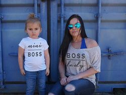 Potret Viral Baju Couple yang Super Kreatif