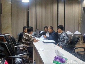Novanto Tersangka KPK Lagi, Pengacara Sambangi Bareskrim Polri