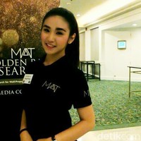 Michelle Lai dari Hong Kong mewakili negaranya sebagai wajah wanita ideal karena memenuhi Golden Ratio. Salah satunya apabila garis wajah horizontal yakni bagian trichion (atas dahi atau garis rambut) hingga ke bagian menton (bagian paling bawah dagu), serta garis wajah dari ujung pipi kiri hingga ujung pipi kanan berbanding 1,618 : 1. Foto: Anggi Mayasari / Wolipop