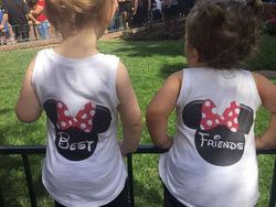 Potret Viral Baju Couple yang Super Kreatif