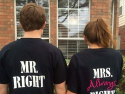 Potret Viral Baju Couple yang Super Kreatif