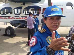 Ini Dia Esther Gayatri, Perempuan Pertama yang Menerbangkan N219