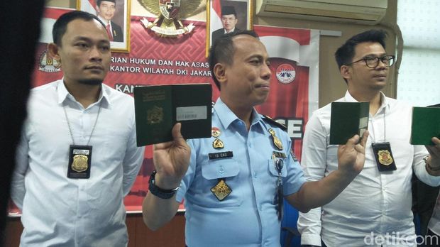 Imigrasi Jakpus Amankan 3 WNA Wanita, Ditemukan Kontrasepsi