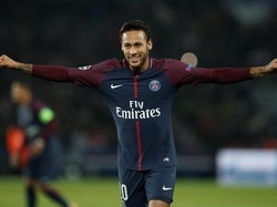 3. Neymar (25 tahun). Pemain Brasil yang musim lalu membela Barcelona dan kini di Paris Saint-Germain itu meraih 361 poin dari para jurnalis sepakbola di Eropa. (Foto: Benoit Tessier/Reuters)