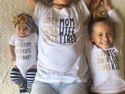 Potret Viral Baju Couple yang Super Kreatif