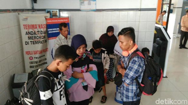 Hening cipta sejenak untuk para pahlawan Indonesia