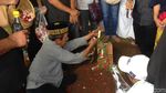 Tangis Keluarga di Pusara dr Letty yang Tewas Ditembak