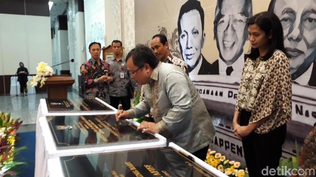 Boediono dan Para Mantan Menteri PPN Kumpul Bareng Peringati Hari Pahlawan