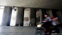 Tiang penahan underpass banyak yang keropos.