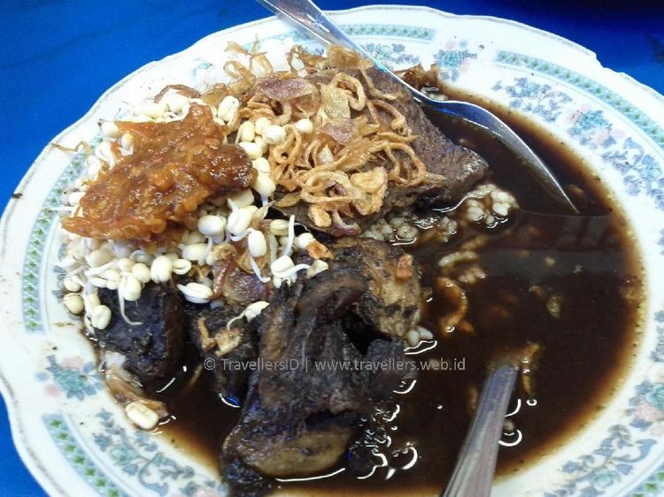 Foto: Rawon dan 6 Hidangan Khas Surabaya yang Sayang untuk Dilewatkan