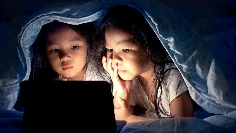 Duh, Nak, Kecil-kecil Kok Sudah Bergosip?/ Foto: Thinkstock Duh, Nak, Kecil-kecil Kok Sudah Bergosip?/ Foto: Thinkstock
