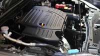 Meski didatangkan langsung dari India, SX4 S-Cross yang dibawa ke Indonesia memiliki sejumlah perbedaan, sebut saja seperti mesin dan bahan bakar yang digunakan.