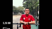 Dia juga mengunggah fotonya habis berolahraga.