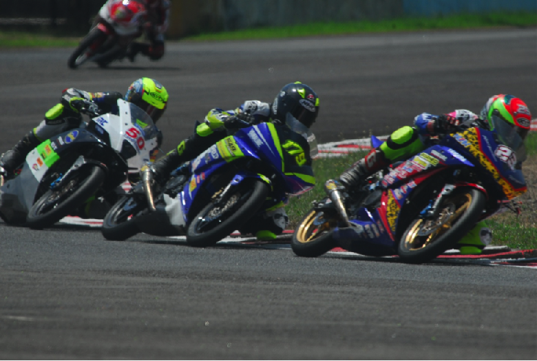 4 Rider Yamaha Tentukan Juara Nasional Sport 150 cc 4 Rider Yamaha Tentukan Juara Nasional Sport 150 cc
