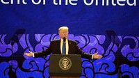 Presiden Amerika Serikat Donald Trump juga sudah berada di Da Nang. Dia sudah sempat memberi sambutan.