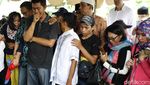 Isak Tangis Keluarga Iringi Pemakaman dr Letty