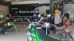Foto: Wow! Eko Beli Motor Ninja Pakai Uang Receh