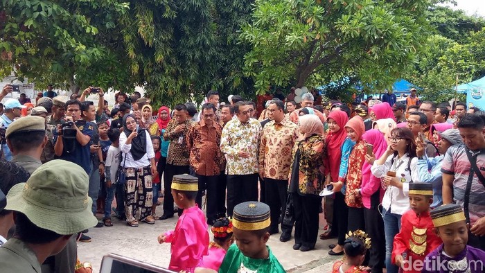Anies Hadiri Perayaan HUT ke-16 Kepulauan Seribu di Pulau Pramuka