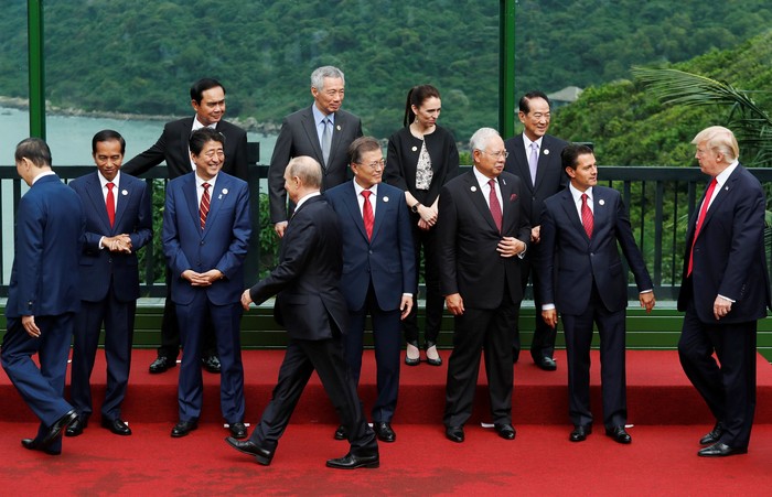 Keren Jokowi Bersanding Dengan Trump Hingga Putin