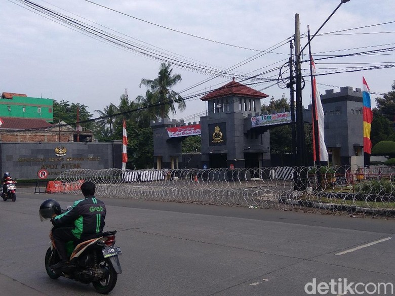 Mako Brimob Usai Rusuh Tahanan, Polri: Tak Ada Penjagaan Ekstra Mako Brimob Usai Rusuh Tahanan, Polri: Tak Ada Penjagaan Ekstra