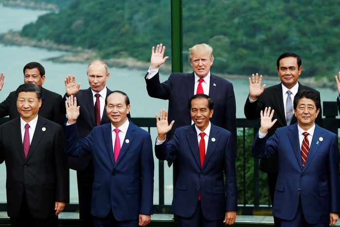 Keren Jokowi Bersanding Dengan Trump Hingga Putin