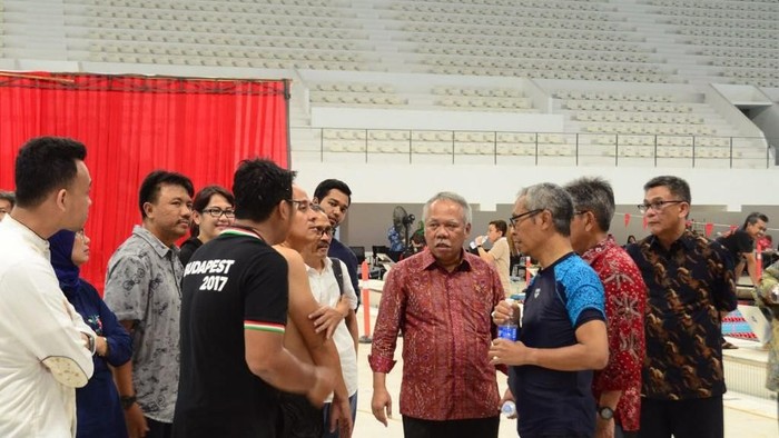 Begini Cara Menteri PUPR Ngecek Stadion Renang di GBK