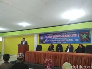 Teman Kuliah Ridwan Kamil Nyalon Wali Kota Bandung Independen