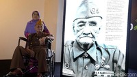 Pameran ini digelar bersama para veteran yang tergabung dalam Korps Cacad Veteran Republik Indonesia (KCVRI).